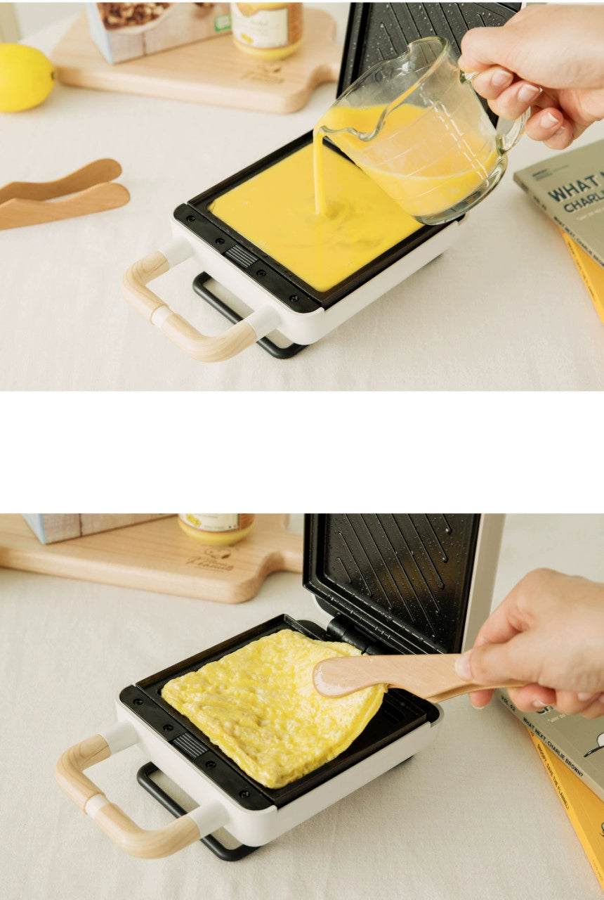 Snoopy Waffle Machine